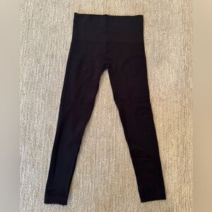 Spanx Women’s Black Leggings – Size Medium